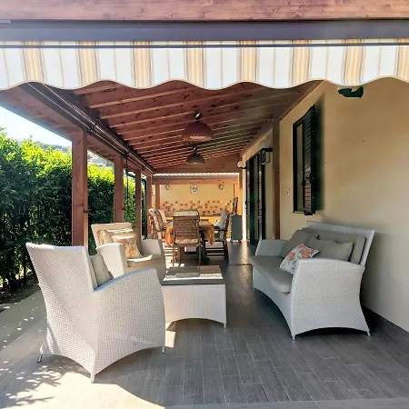 Roccella Holidays Holiday home *